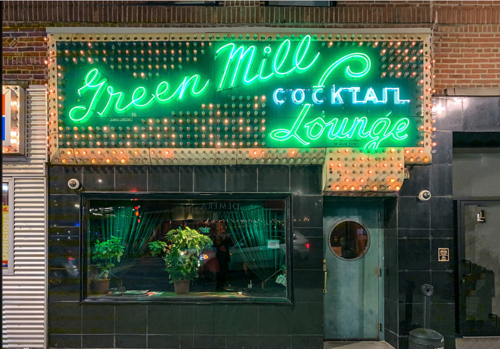 The Green Mill - old school Chicago Cocktail Lounge